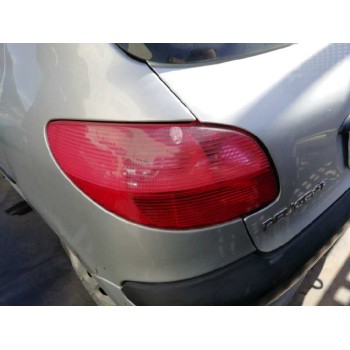 peugeot 206 berlina del año 2002