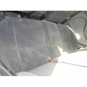 ford focus berlina (cap) del año 2006