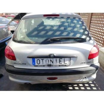 peugeot 206 berlina del año 2002
