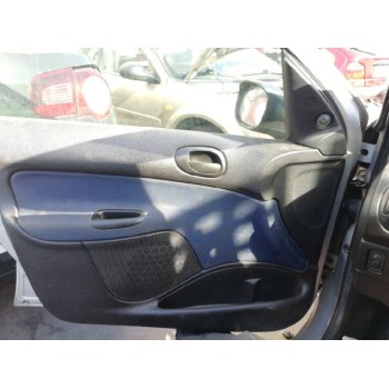 peugeot 206 berlina del año 2002