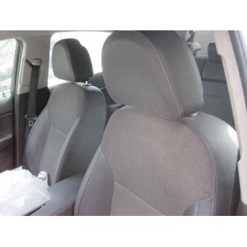 opel insignia berlina del año 2011