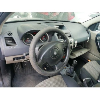 renault megane ii classic berlina del año 2005