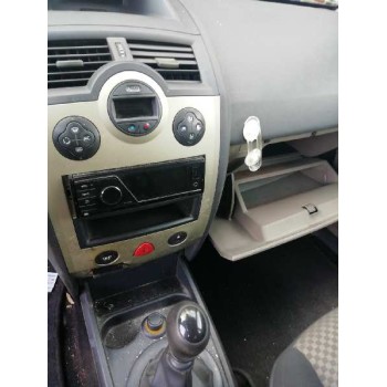 renault megane ii classic berlina del año 2005