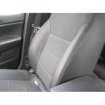 opel insignia berlina del año 2011