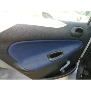 peugeot 206 berlina del año 2002