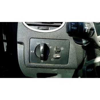 ford focus berlina (cap) del año 2006