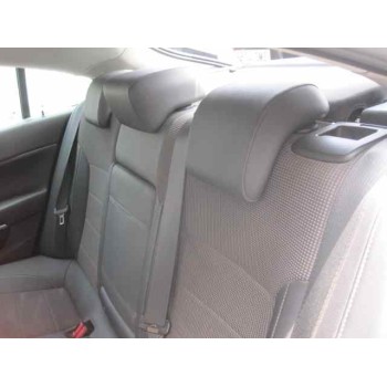 opel insignia berlina del año 2011