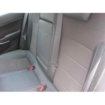 opel insignia berlina del año 2011