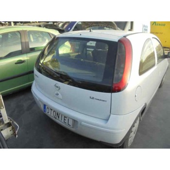 opel corsa c del año 2004