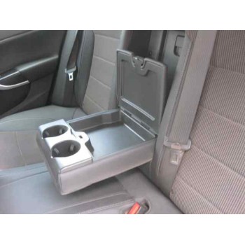 opel insignia berlina del año 2011