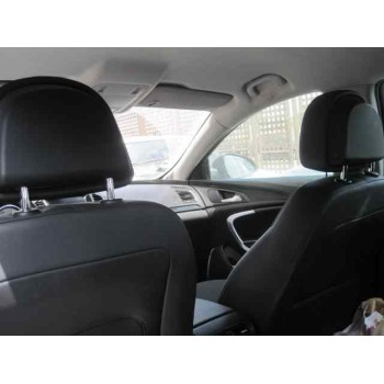 opel insignia berlina del año 2011