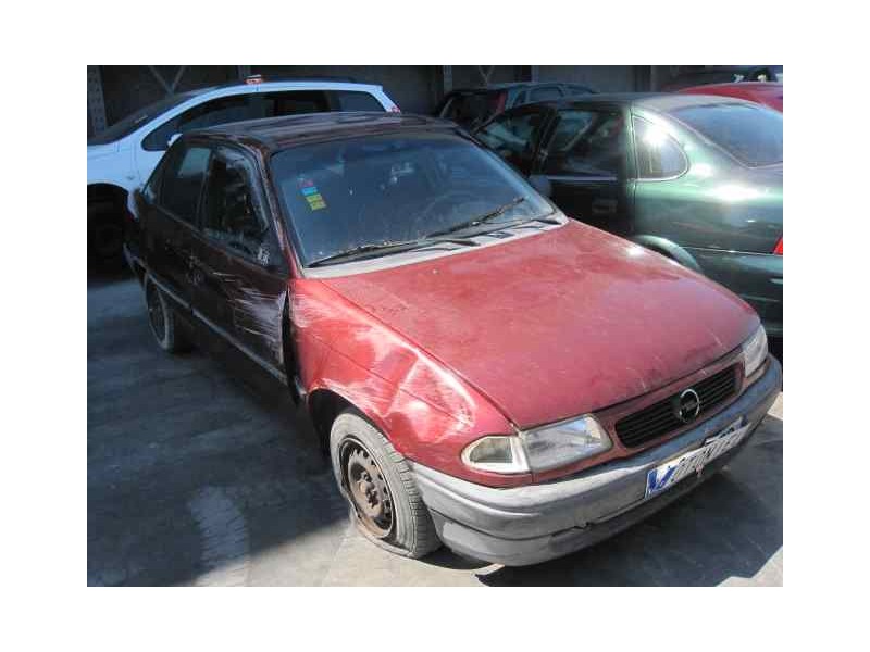 opel astra f berlina del año 1996
