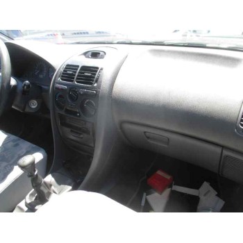 mitsubishi carisma berina 5 (da0) del año 1997