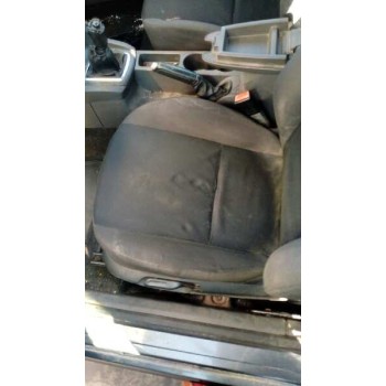 ford focus berlina (cap) del año 2006