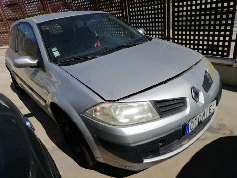 RENAULT MEGANE II BERLINA 3P