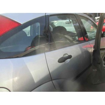 ford focus berlina (cak) del año 2001