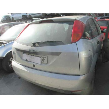 ford focus berlina (cak) del año 2001