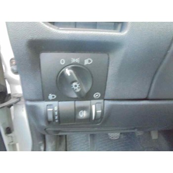 opel corsa c del año 2004