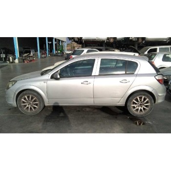 opel astra h berlina del año 2005