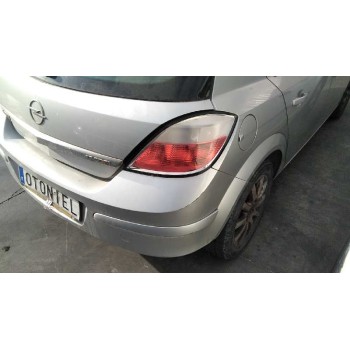opel astra h berlina del año 2005