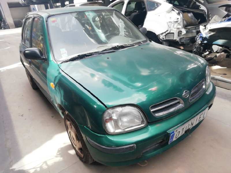 nissan micra (k11) del año 2000