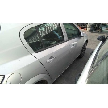 opel astra h berlina del año 2005