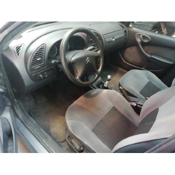 citroën xsara berlina del año 2004