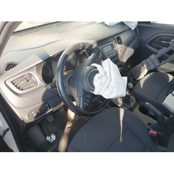 kia carens iv del año 2014