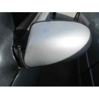 ford focus berlina (cak) del año 2001