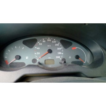 nissan micra (k11) del año 2002