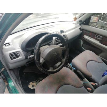nissan micra (k11) del año 2000