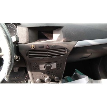 opel astra h berlina del año 2005