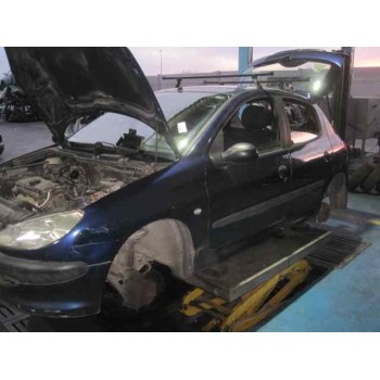 peugeot 206 berlina del año 2000
