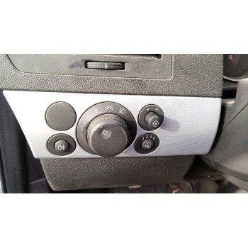 opel astra h berlina del año 2005