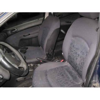 peugeot 206 berlina del año 2000