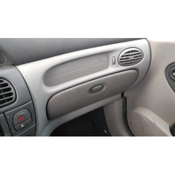 renault scenic (ja..) del año 2001