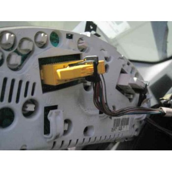 peugeot 206 berlina del año 2000