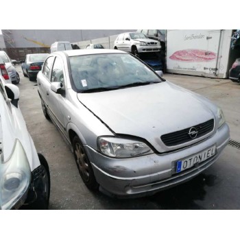 opel astra g berlina del año 2001