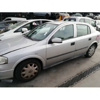 opel astra g berlina del año 2001