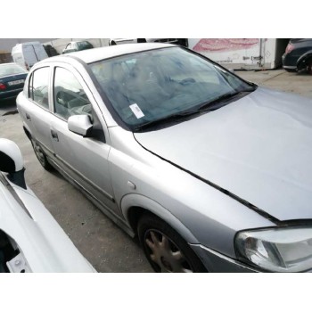 opel astra g berlina del año 2001