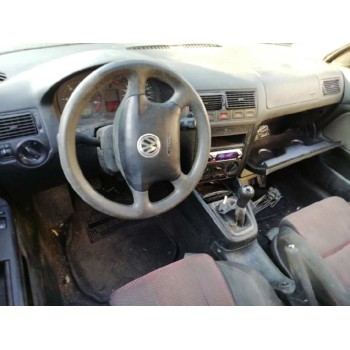 volkswagen golf iv berlina (1j1) del año 2001