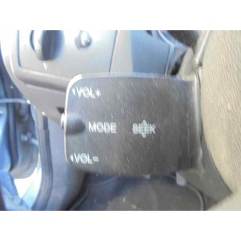 ford focus berlina (cap) del año 2006