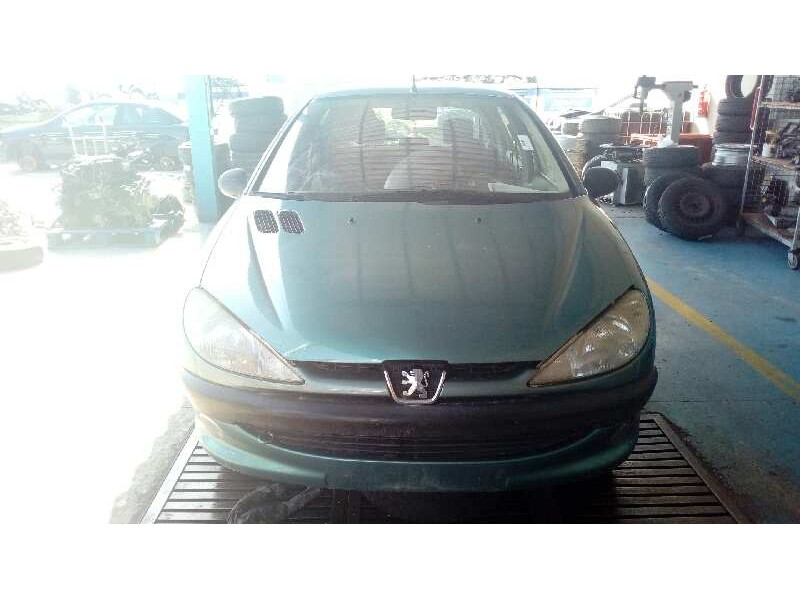 PEUGEOT 206 BERLINA