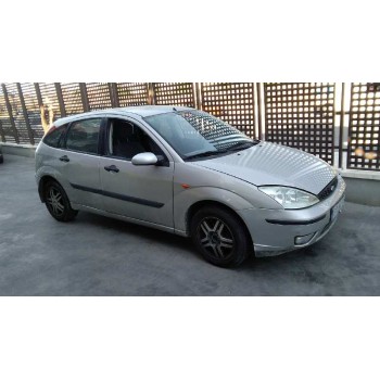 ford focus berlina (cak) del año 2001