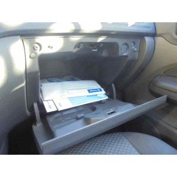 ford focus berlina (cap) del año 2006