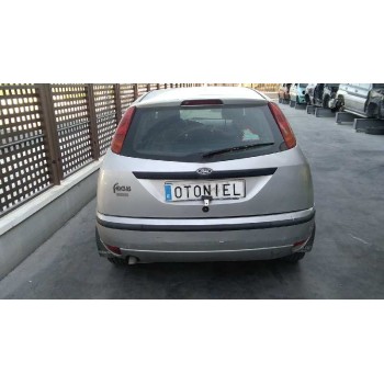 ford focus berlina (cak) del año 2001