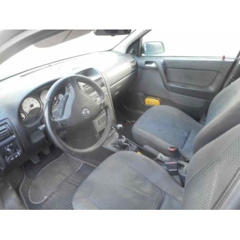 opel astra g berlina del año 2003