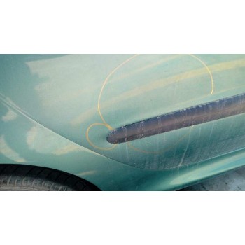 peugeot 206 berlina del año 2001