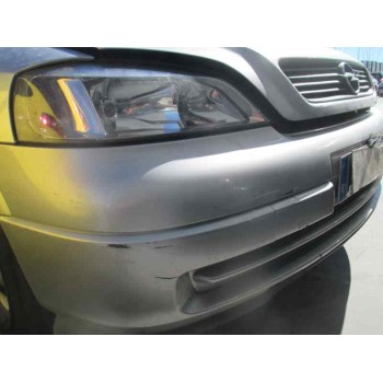 opel astra g berlina del año 2000