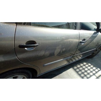 seat ibiza (6l1) del año 2002